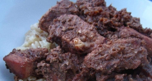 Khoresht Fesenjaan (Chicken with Pomegranate Sauce)