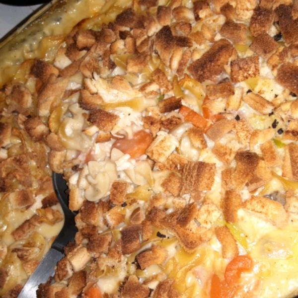 Wanda's Chicken Noodle Bake