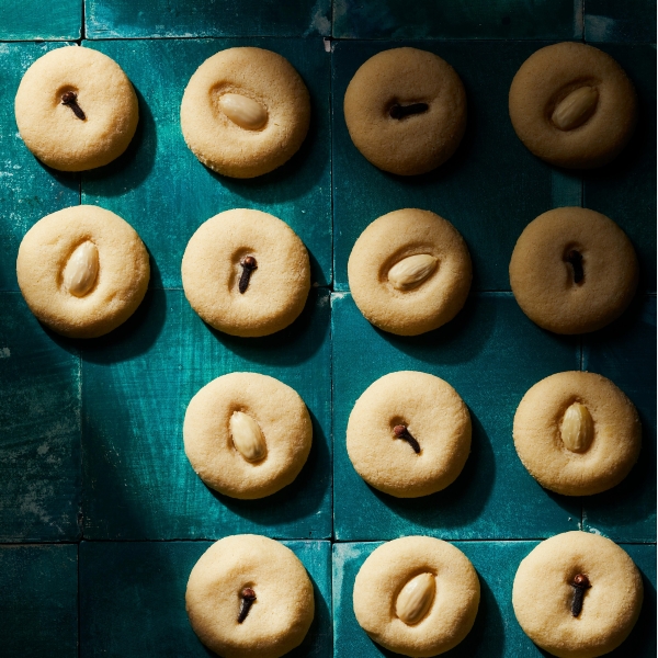 Ghorayebah (Butter Biscuits for Eid)