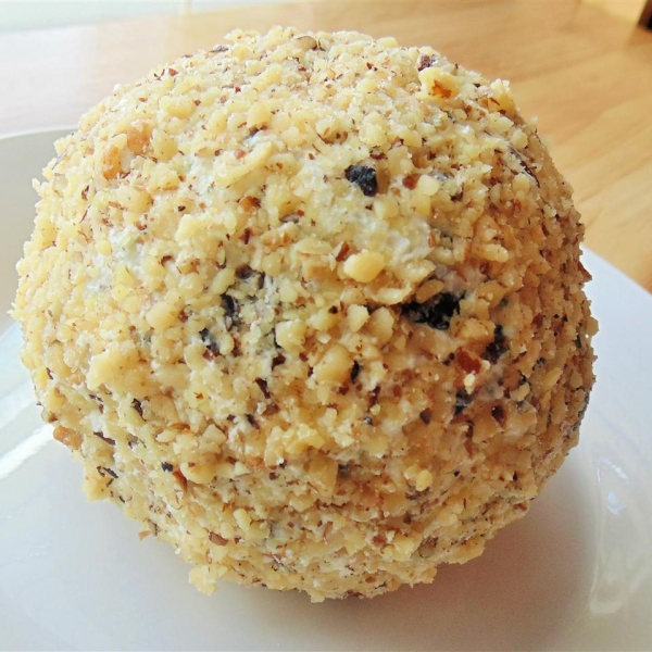 Mom's Cheese Ball