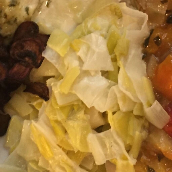Leeks with Chardonnay and Creme Fraiche