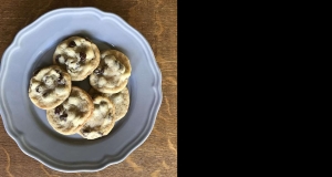 Easy Soft Chocolate Chip Cookies