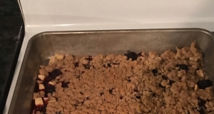Easy Apple, Pear, and Blackberry Crumble