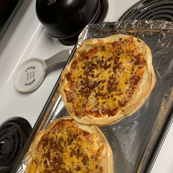 Easy Tortilla Pizza
