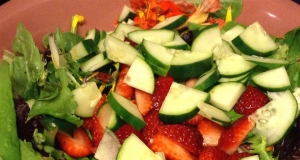 Easy and Quick Strawberry Summer Salad