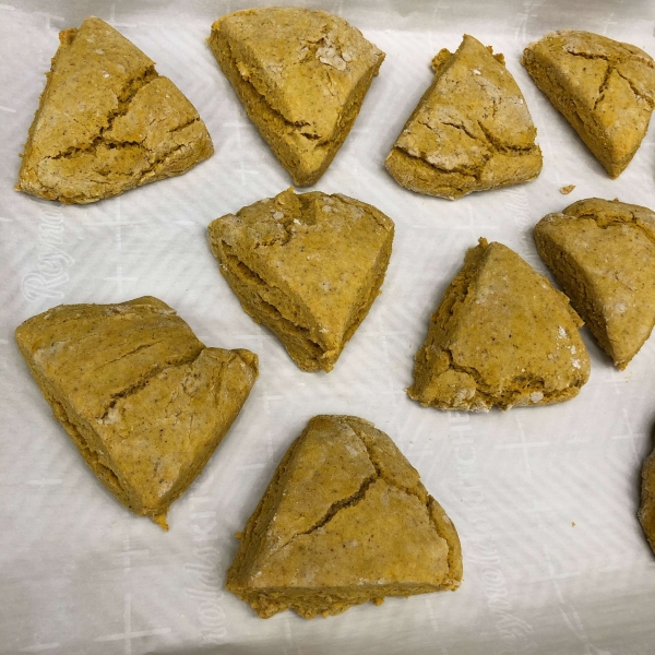 Chef John's Pumpkin Scones