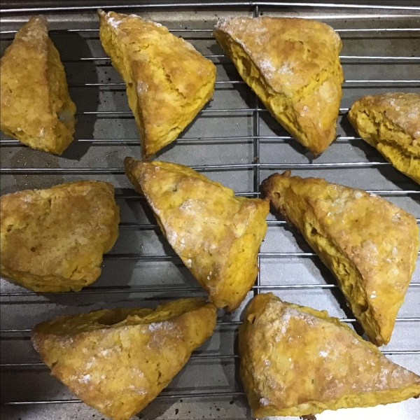Chef John's Pumpkin Scones