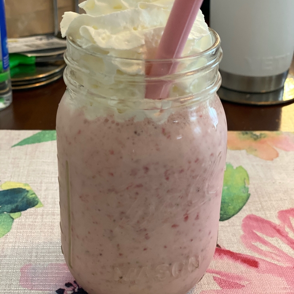 Strawberry Milkshake Supreme