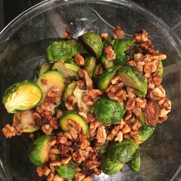 Roasted Brussels Sprouts with Pecans