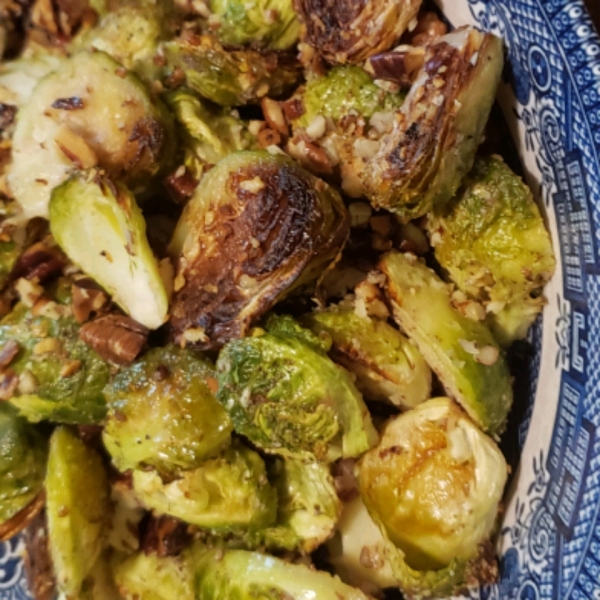 Roasted Brussels Sprouts with Pecans