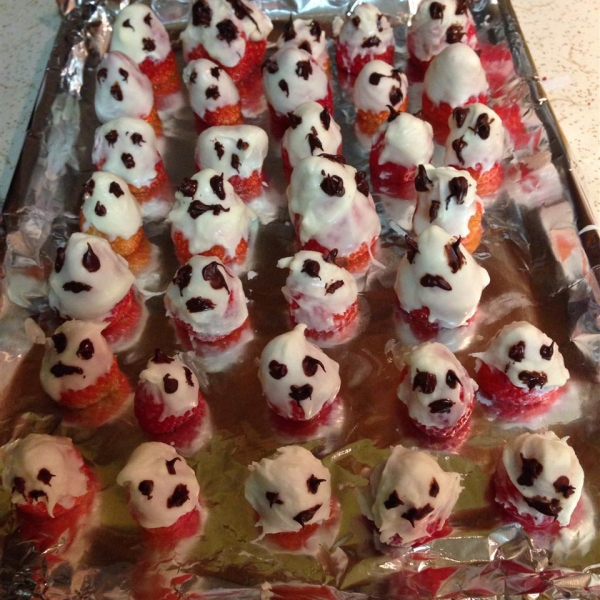White Chocolate Strawberry Ghosts