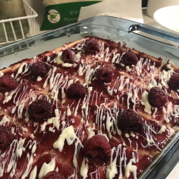White Chocolate-Raspberry Cheesecake Bars