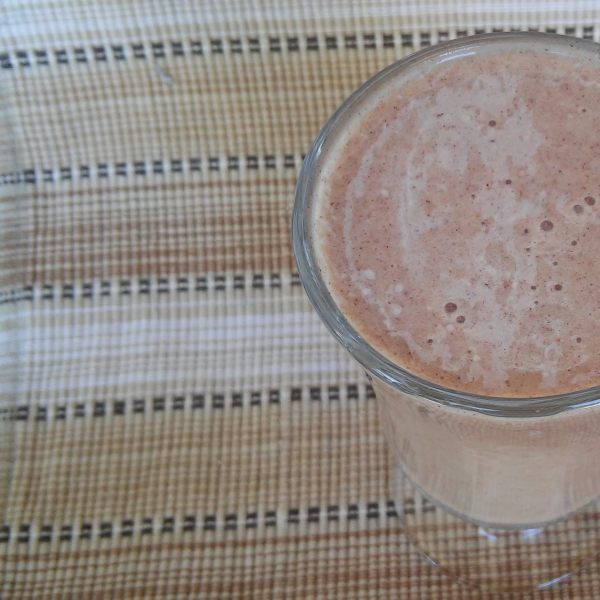 Banana-Date Shake