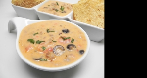 Instant Pot Italian-Style Sausage-Queso Dip