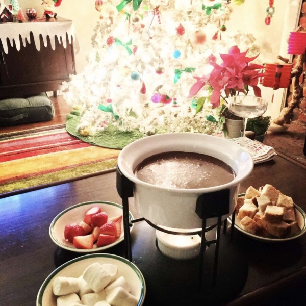 EAGLE BRAND Chocolate Fondue