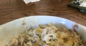Hearty Chicken and Noodle Casserole