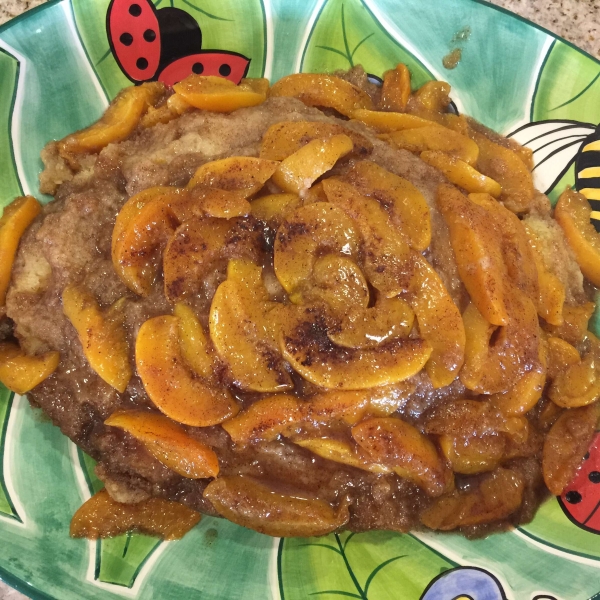 Slow Cooker Peach Upside Down Cake