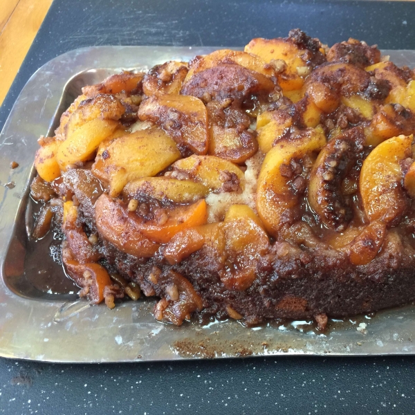 Slow Cooker Peach Upside Down Cake