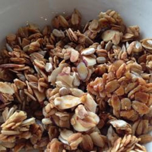 Almond-Raisin Granola