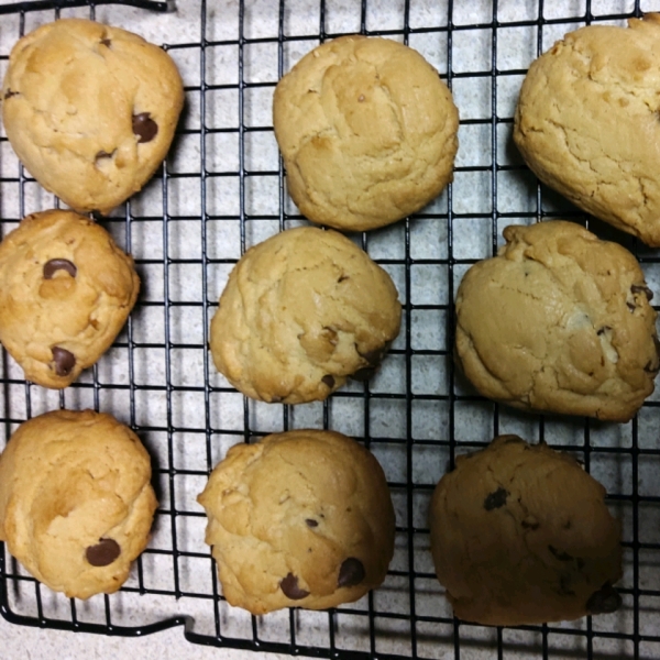 Chewy Jumbo Chocolate Chip Cookies
