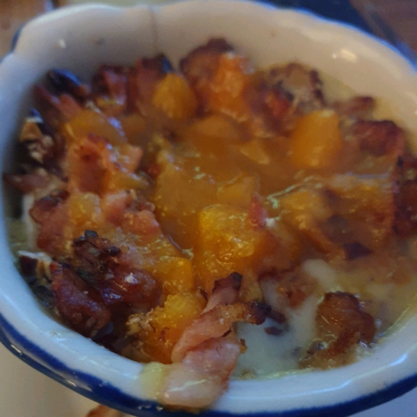 Apricot-Pecan Camembert