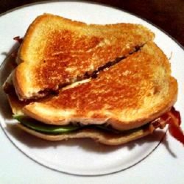 Grilled Bacon Apple Sandwich
