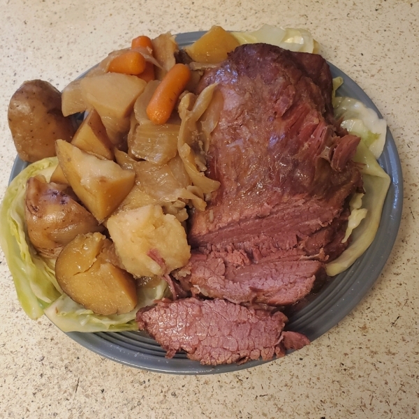 Stout Slow Cooker Corned Beef and Veggies
