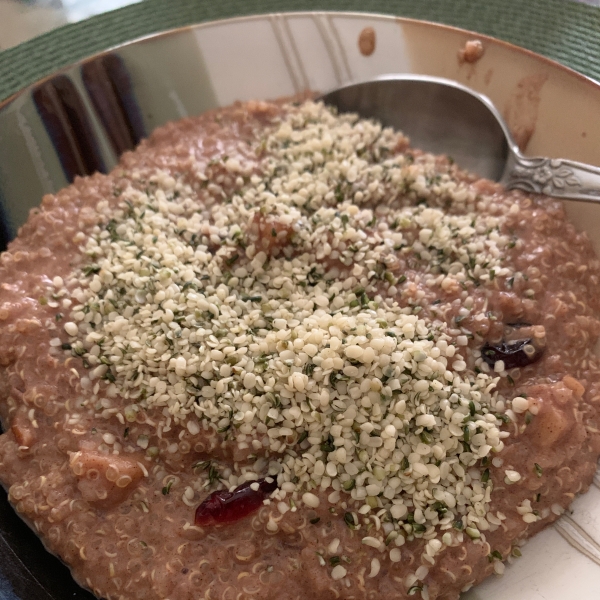 Quinoa Porridge with Cinnamon Apples
