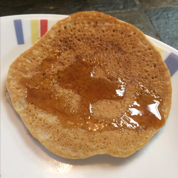 Low-Carb Almond Cinnamon Pancakes