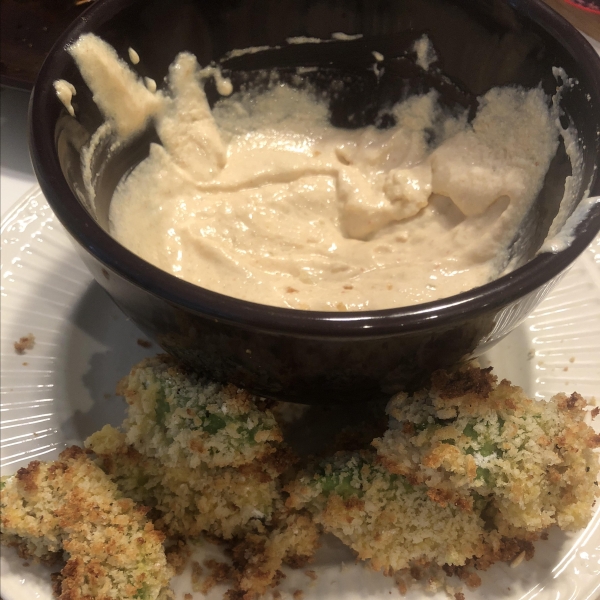 Avocado Fries with Sriracha Garlic Dip