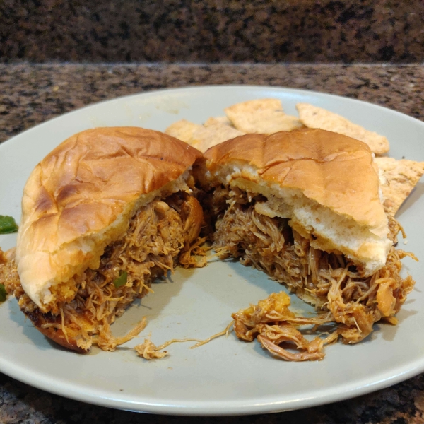 Pulled Chicken Sloppy Joes (Sloppy Chickens)