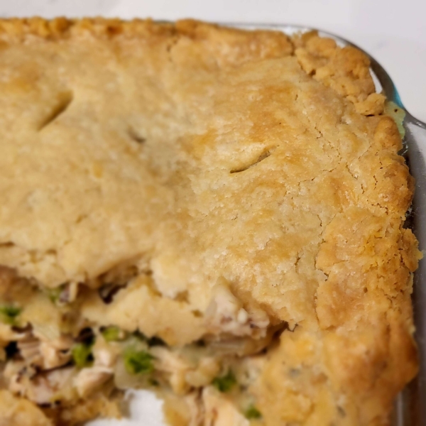 Simple Classic Chicken Pot Pie