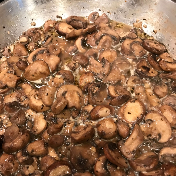 Sauteed Mushrooms in Garlic
