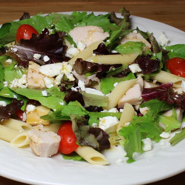 Mediterranean Turkey Pasta Salad