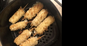 Air-Fried Mozzarella Cheese Bites with Spicy Marinara Sauce