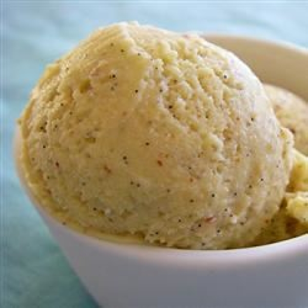 Easy Eggnog Ice Cream