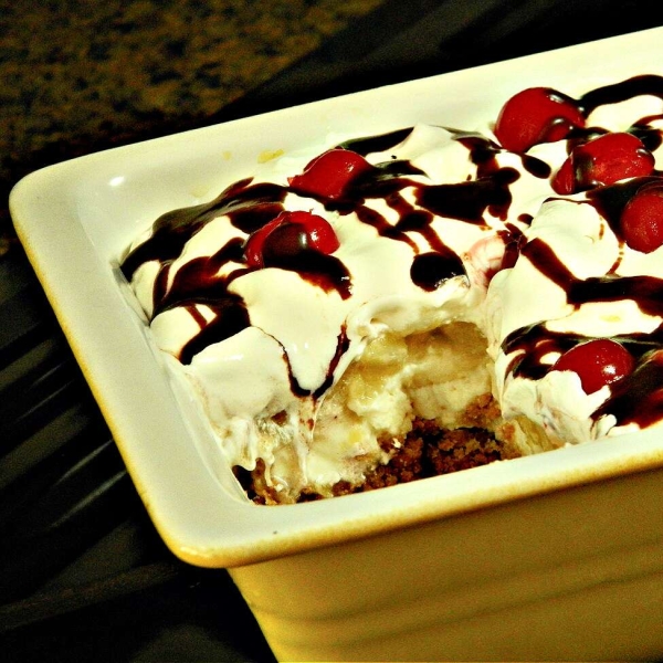 Southern-Style Banana Split Cake