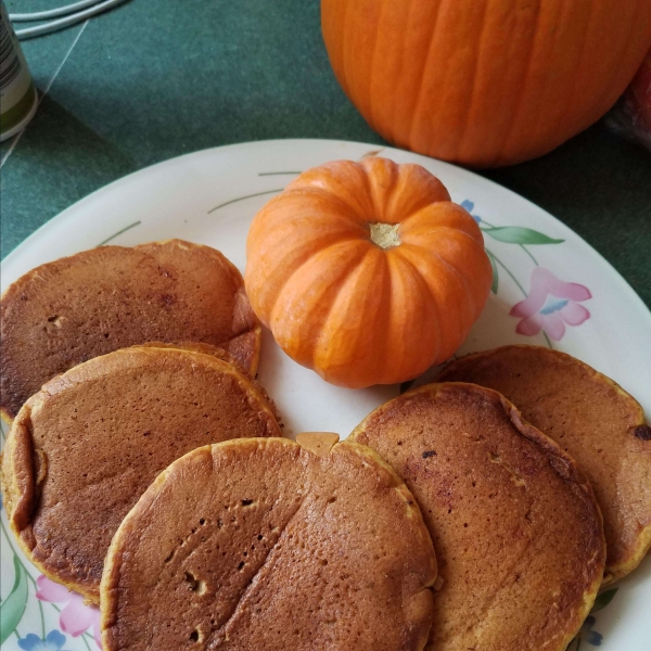 Easy Pumpkin Pancakes