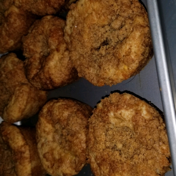 Peach Cobbler Muffins