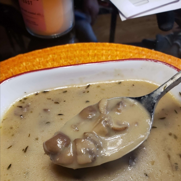 Instant Pot Creamy Mushroom Soup