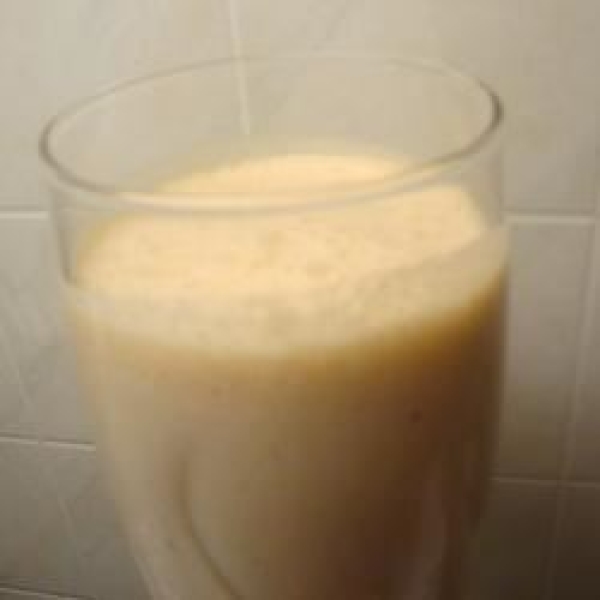Peanut Butter and Jelly Smoothie