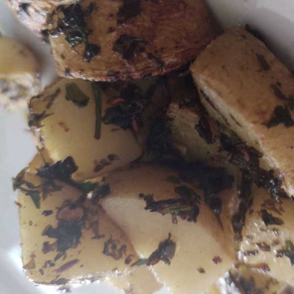 Cilantro and Garlic Potatoes