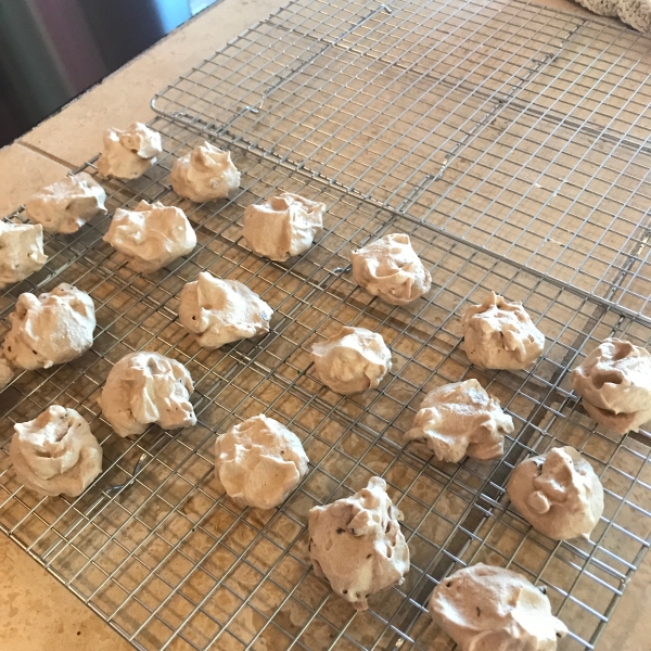 Chocolate Chip Meringue Cookies