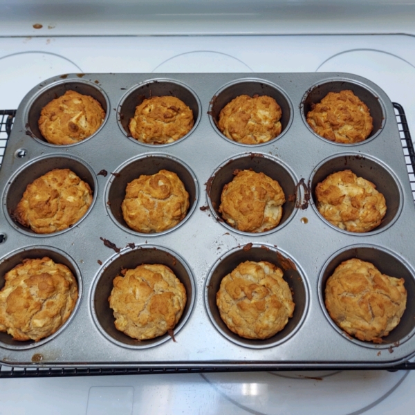 Diabetic-Friendly Apple Muffins