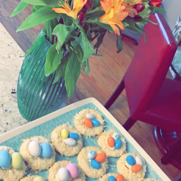 Almond Macaroon Nests