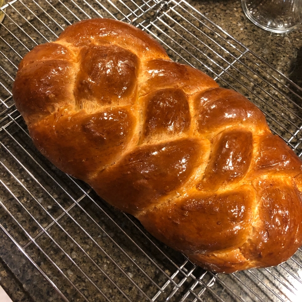 Hungarian Braided White Bread