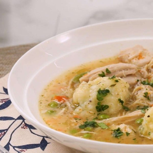 Instant Pot Chicken and Dumplings