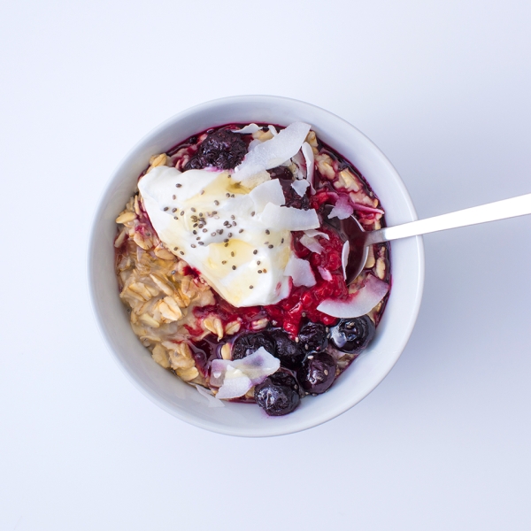 Chia-Berry Swirl Oats