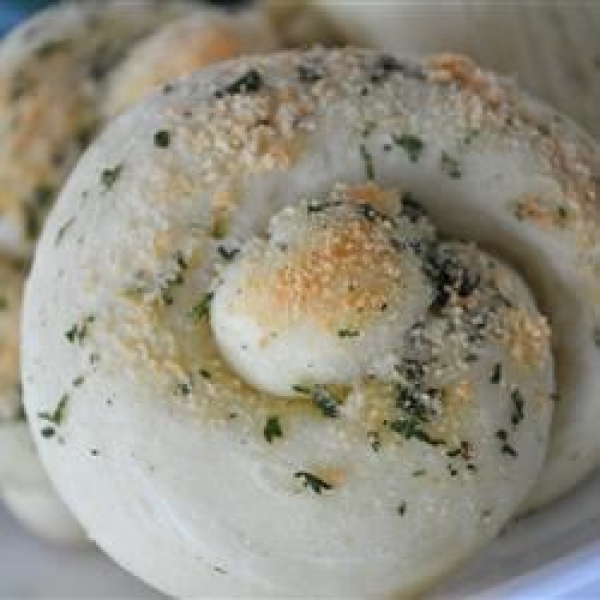 Sister Schubert's® Herb Garlic and Cheese Rolls