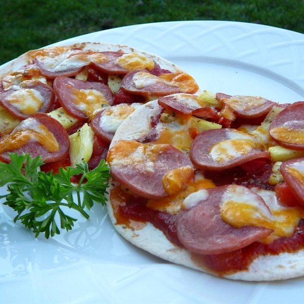 Fast Hawaiian Pizza